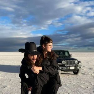 Meet your Posher, Guy